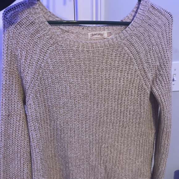 it’s never been worn. It’s a size small. The brand is called Faded Glory. - Picture 2 of 2